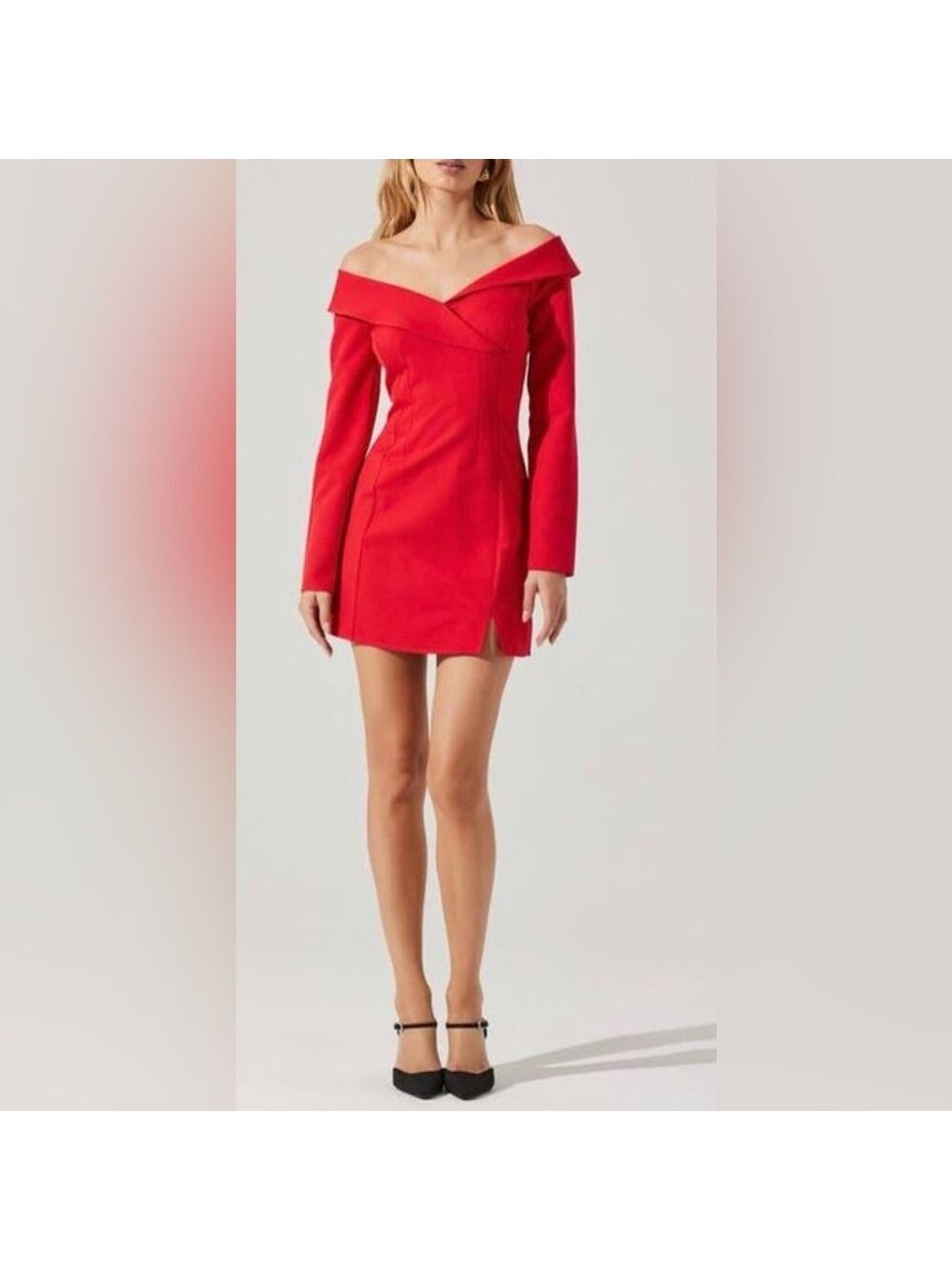 ASTR Off-Shoulder Long Sleeve Red Mini Dress